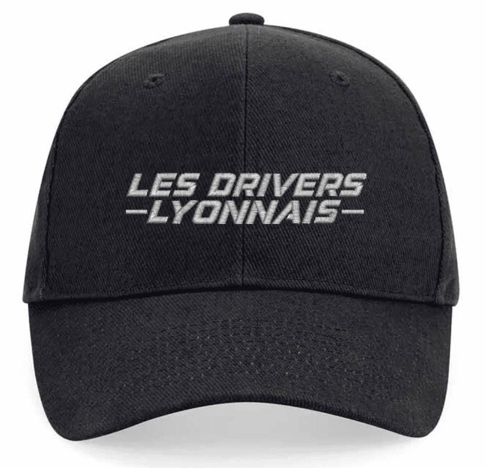 Casquette brodée